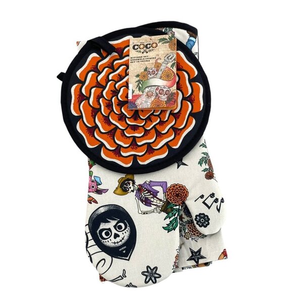 Disney Store Disney Pixar Coco Kitchen Dish Towel Potholder Oven Mitt Set - Picture 2 of 9